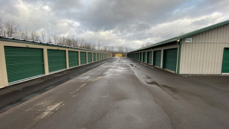 Large outdoor storage units